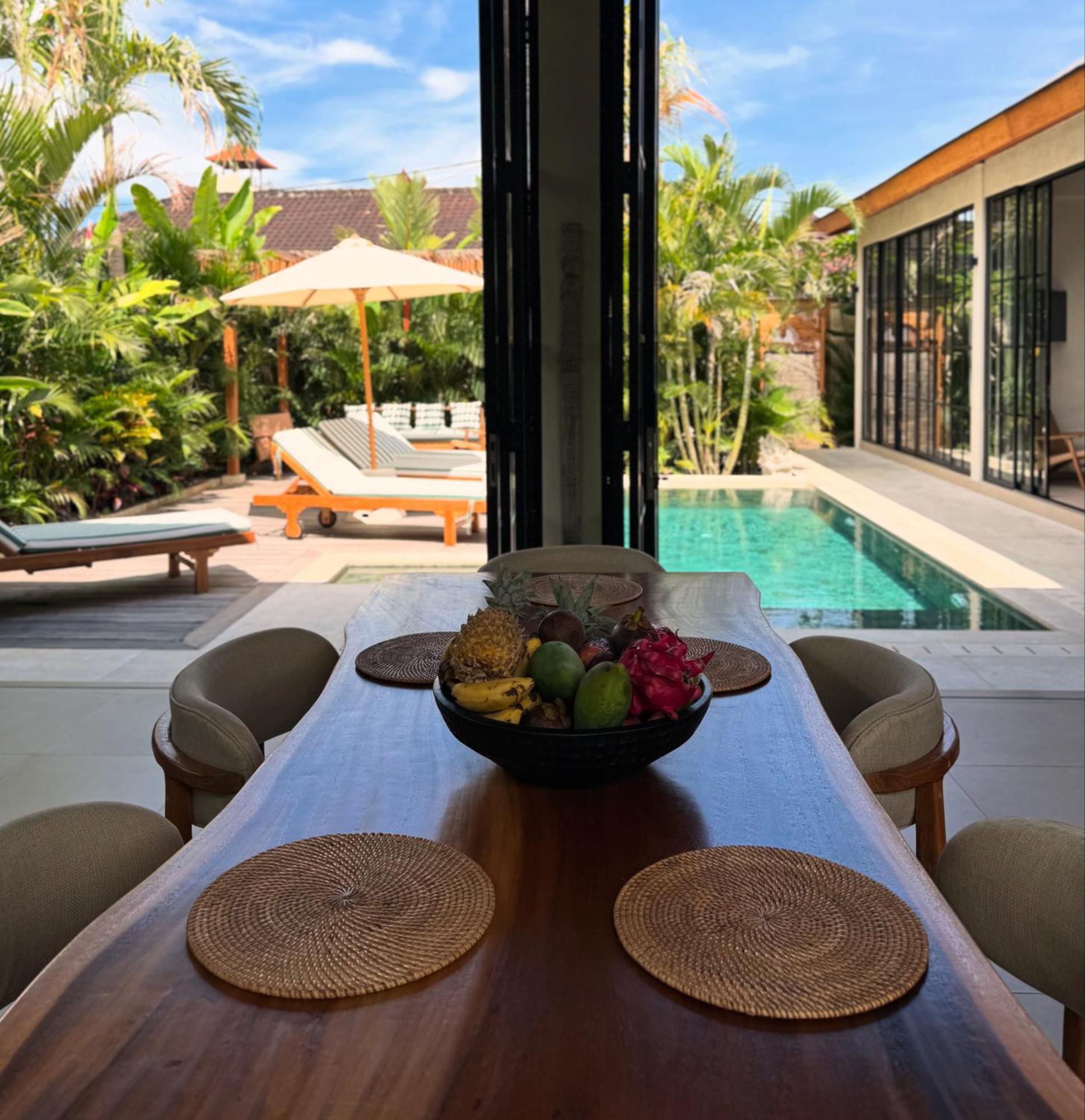 Villa Nelaya - Modern 3br Retreat Private Pool Walk To The Seminyak (Bali)