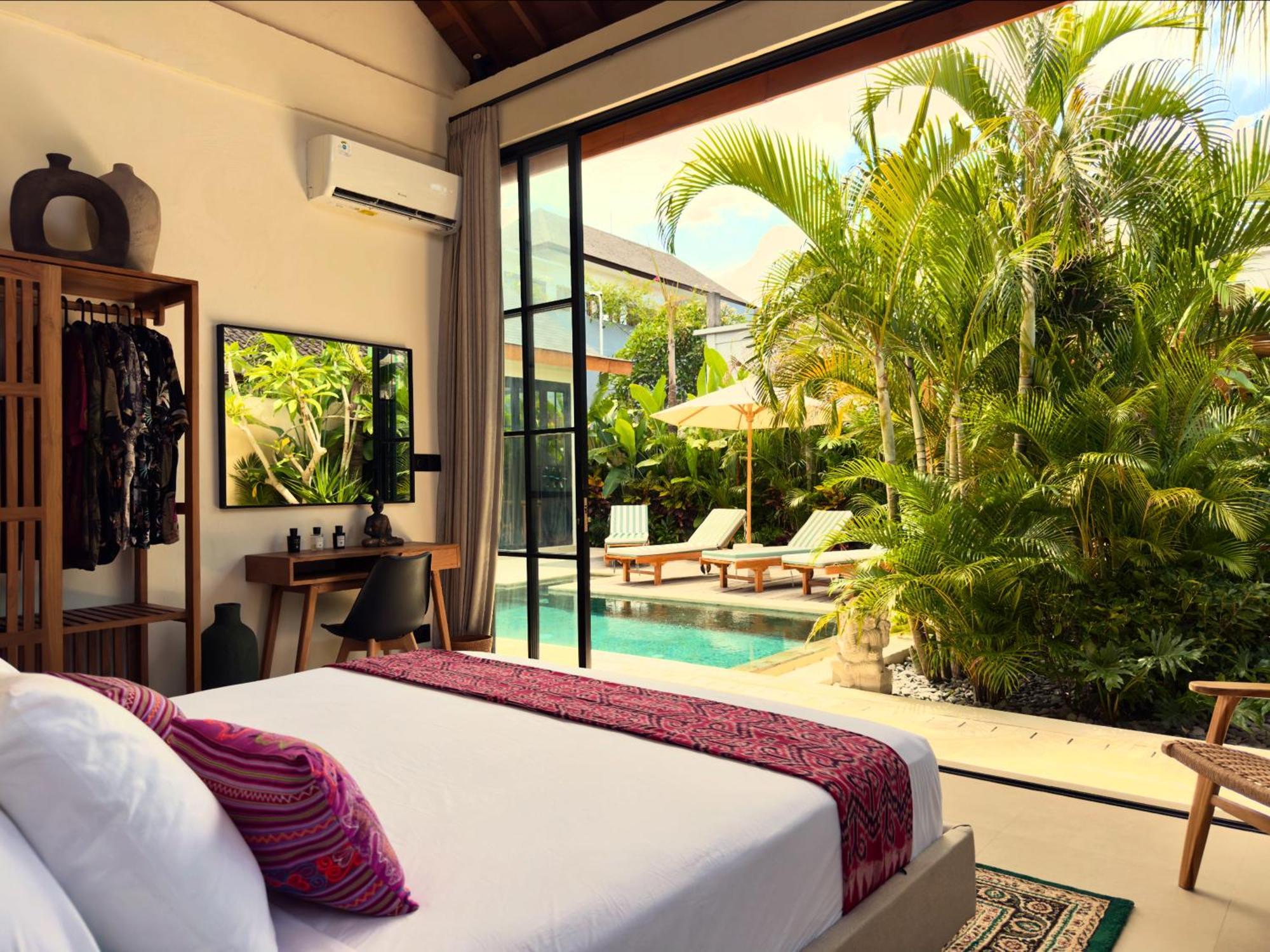 Villa Nelaya - Modern 3br Retreat Private Pool Walk To The